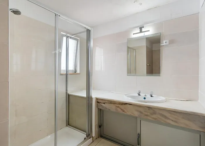 El Shaddai 3 Apartment *